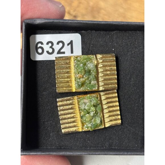 Vintage Gold-Tone Cufflinks With Textured Green Stone Inlay Rectangular Design - Picture 2 of 6